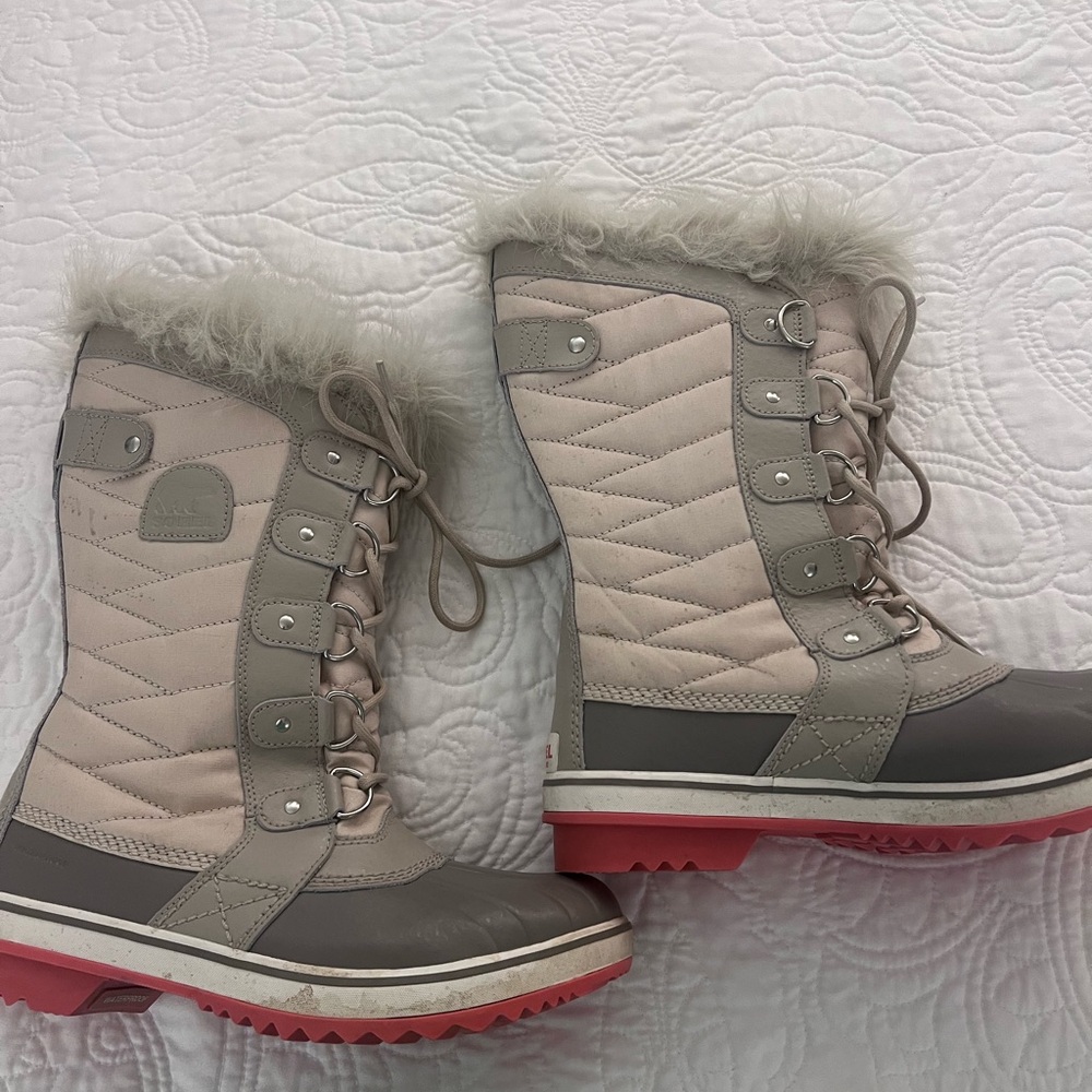 Sorel Tofino II Boots Women’s 6 Gray Waterproof Winter Faux Fur Cuff Snow Kettle